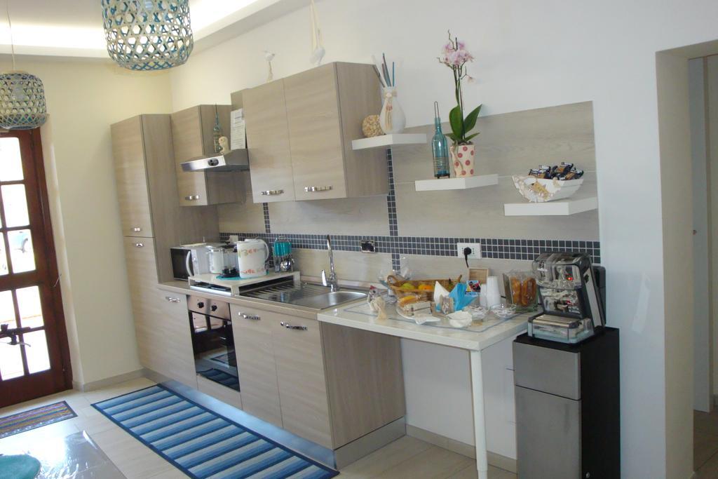 B&B Le Meduse Fiumicino Bagian luar foto