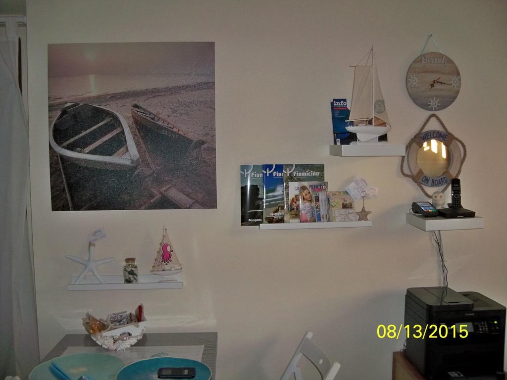 B&B Le Meduse Fiumicino Bagian luar foto