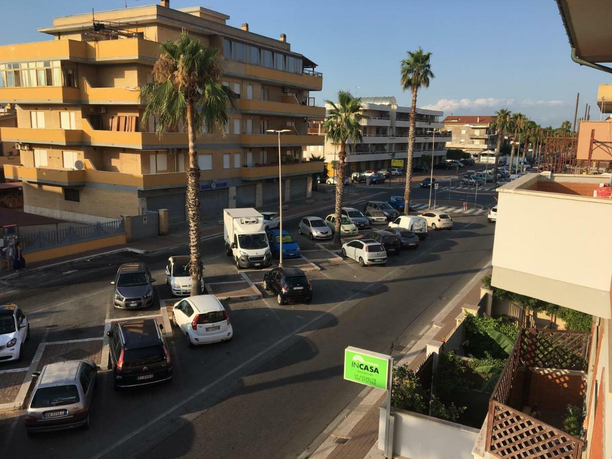 B&B Le Meduse Fiumicino Bagian luar foto