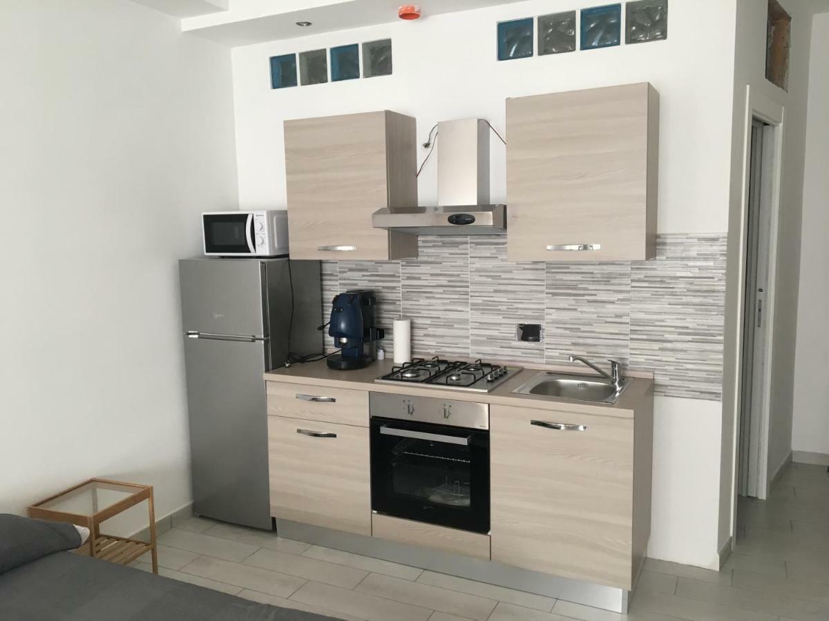 B&B Le Meduse Fiumicino Bagian luar foto